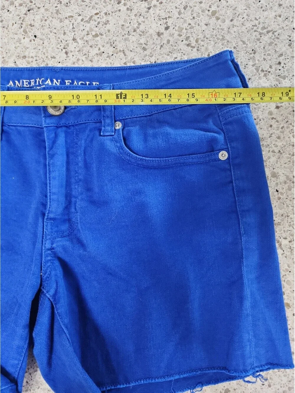 Shorts - Picture 6 of 8